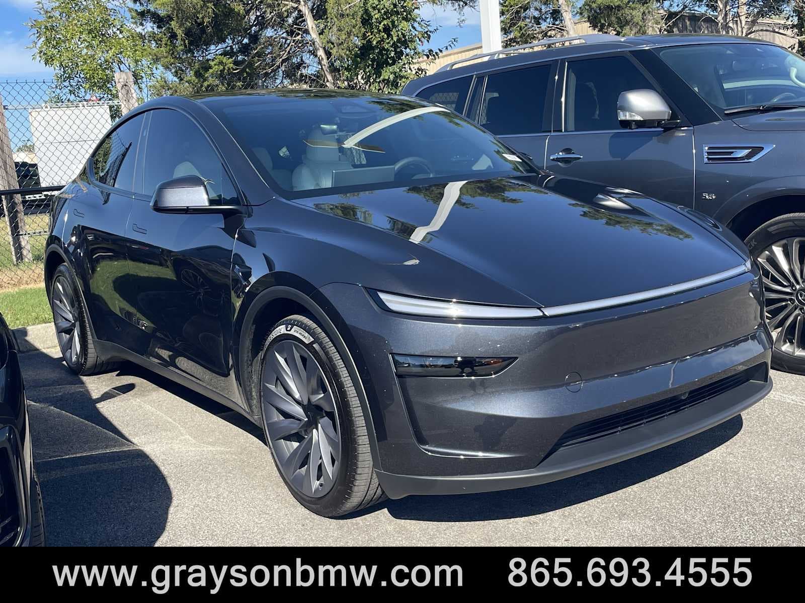 2026 Tesla Model Y Base — photo 1 of 12