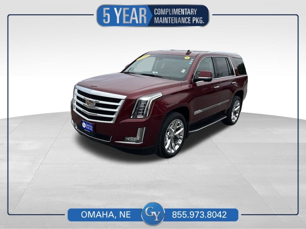 2017 Cadillac Escalade Luxury — photo 1 of 50
