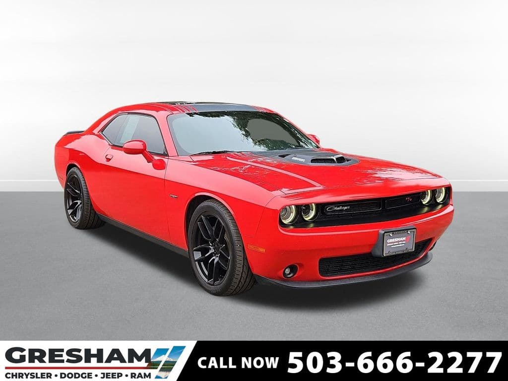 2016 Dodge Challenger R/T Shaker — photo 1 of 30