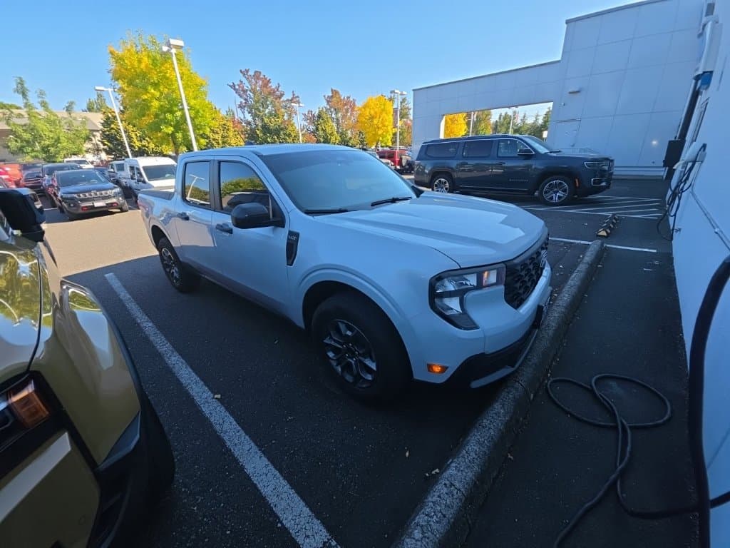 2026 Ford Maverick XLT — photo 1 of 5