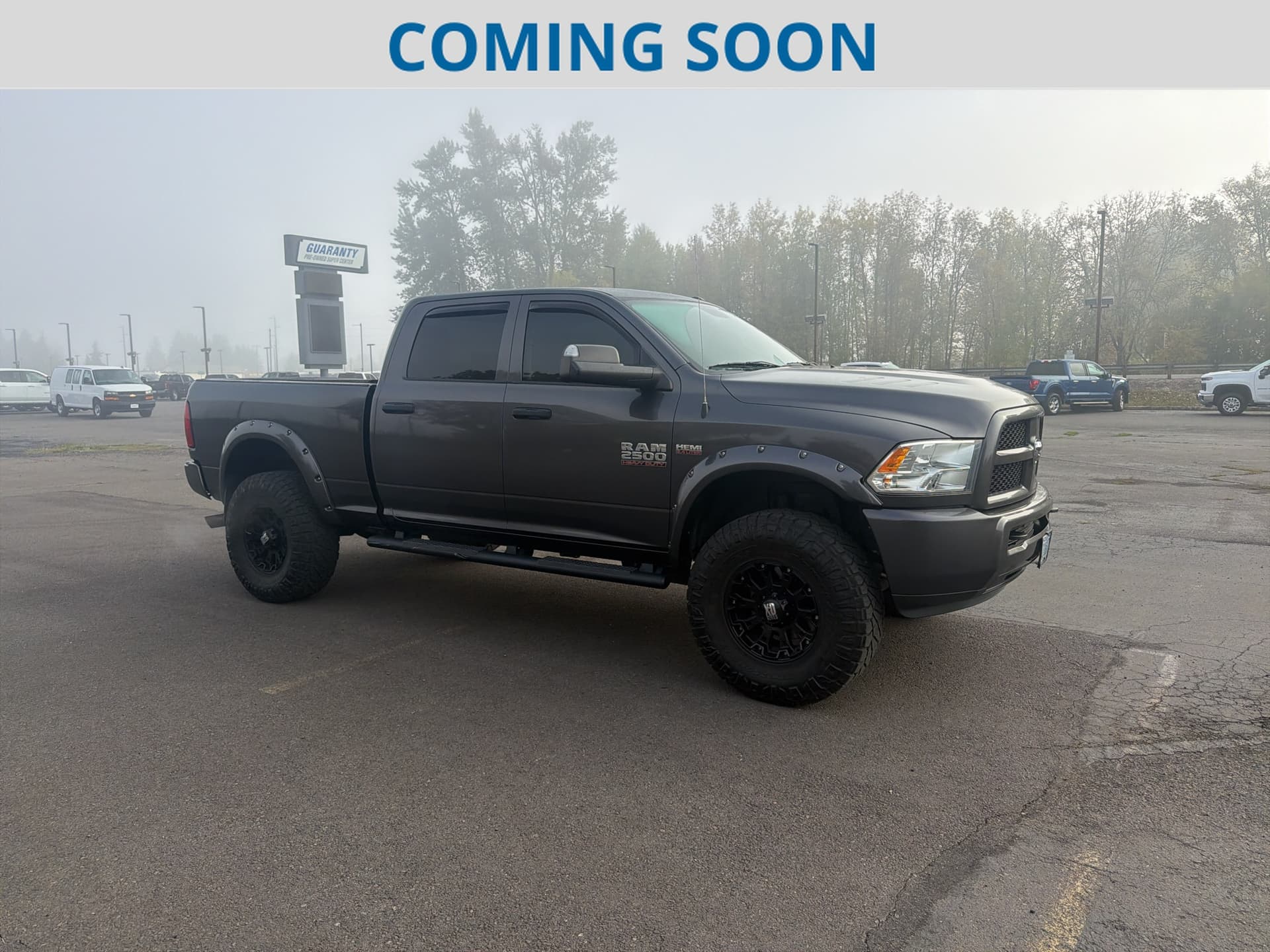 2017 RAM 2500 Tradesman — photo 1 of 18