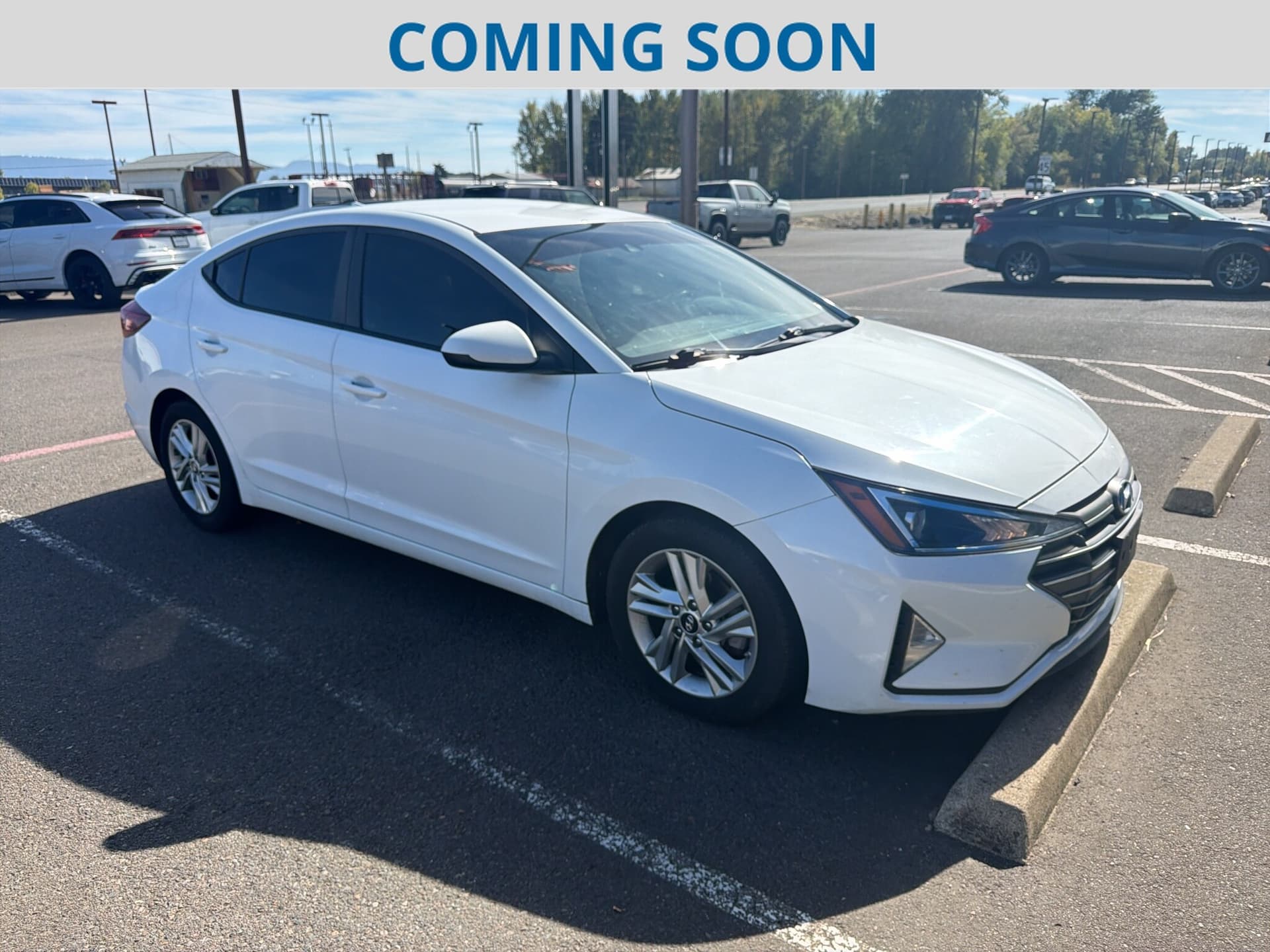 2020 Hyundai Elantra SEL — photo 1 of 19