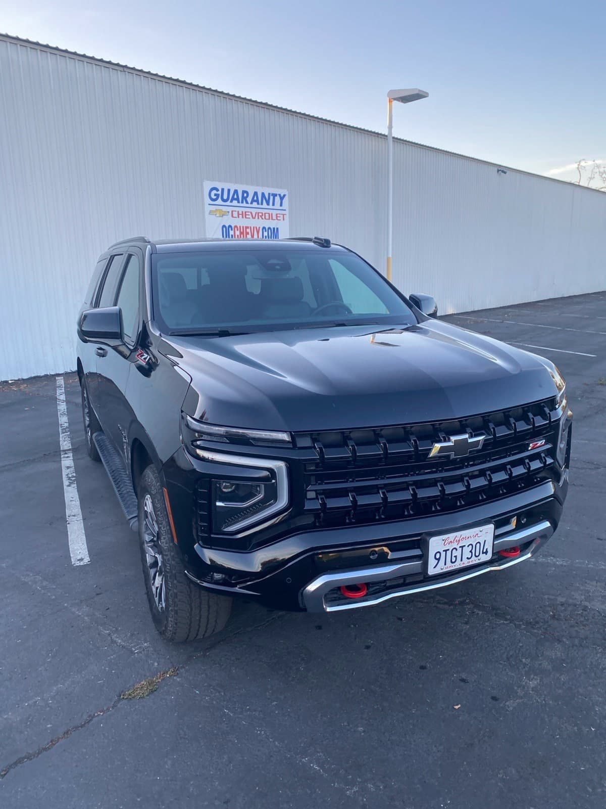 2025 Chevrolet Tahoe Z71 — photo 1 of 14