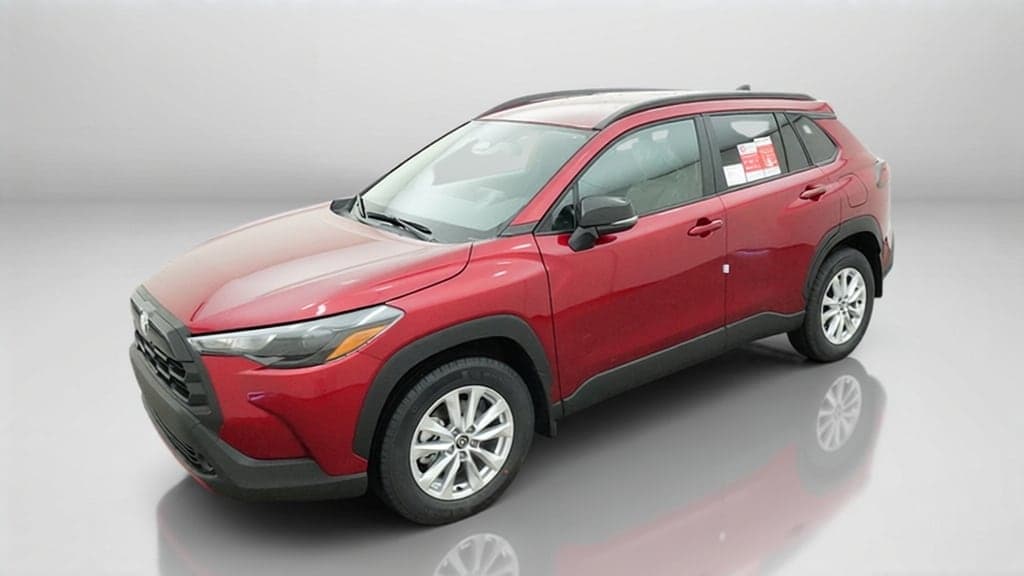 2026 Toyota Corolla Cross LE — photo 1 of 18