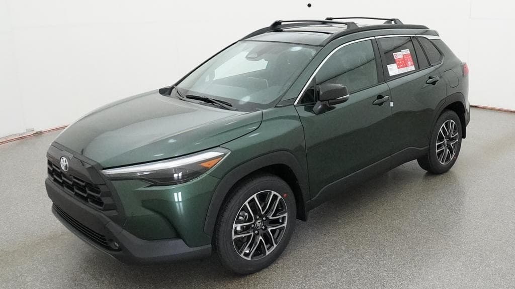 2026 Toyota Corolla Cross XLE — photo 1 of 34