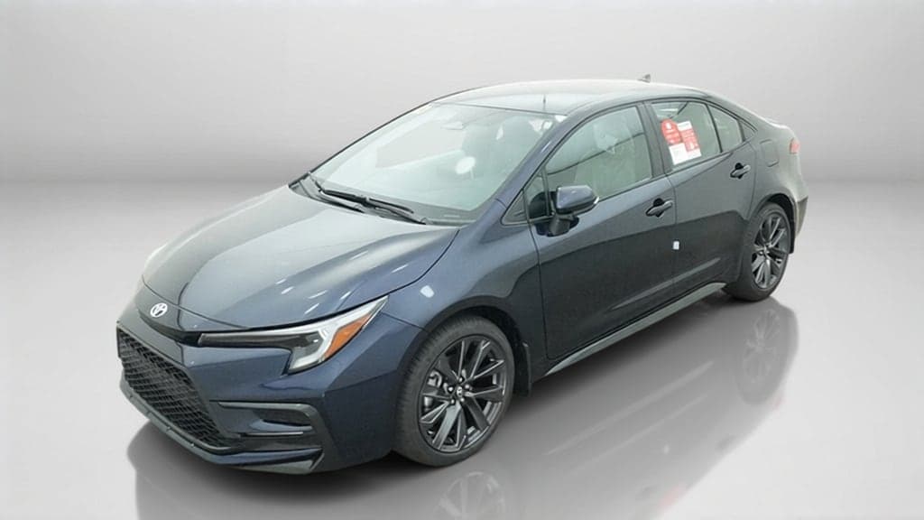 2027 Toyota Corolla SE — photo 1 of 18