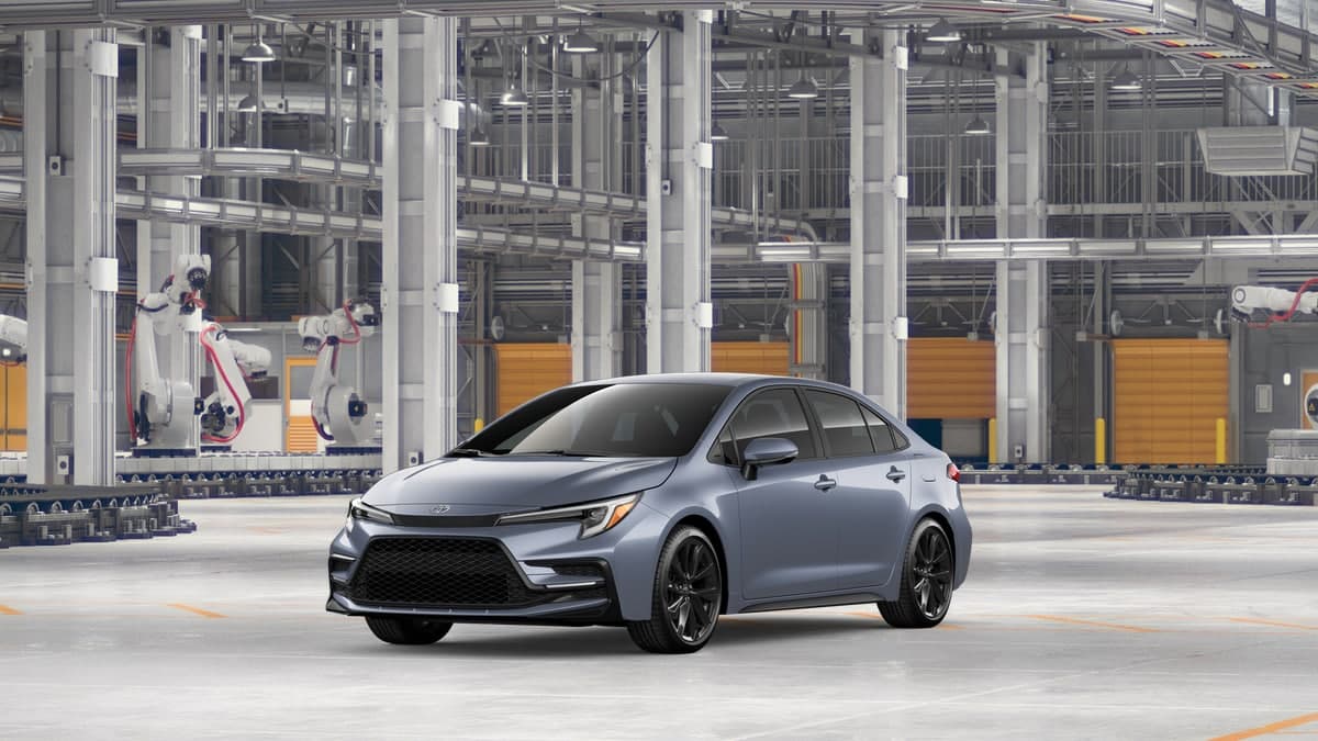 2027 Toyota Corolla Hybrid SE — photo 1 of 23