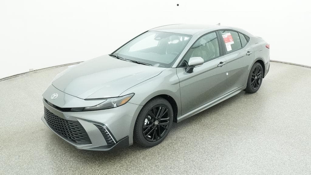 2026 Toyota Camry SE — photo 1 of 34