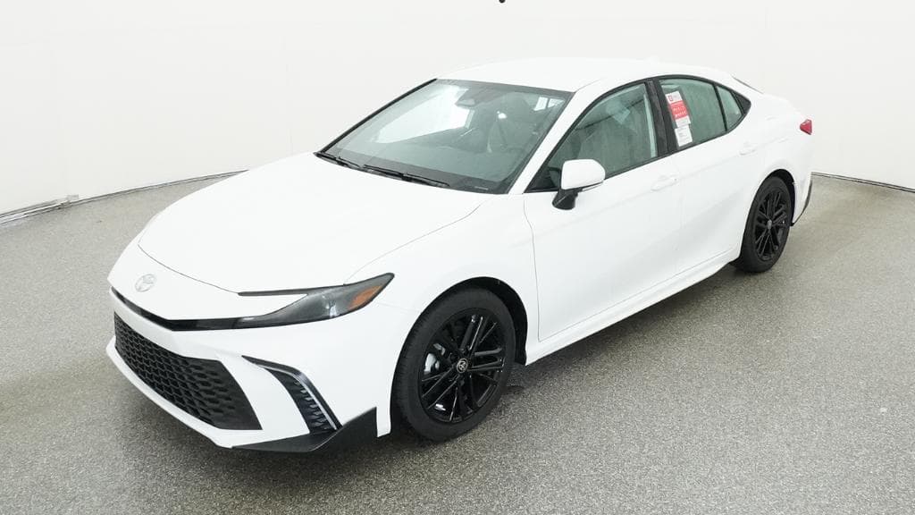 2026 Toyota Camry SE — photo 1 of 34