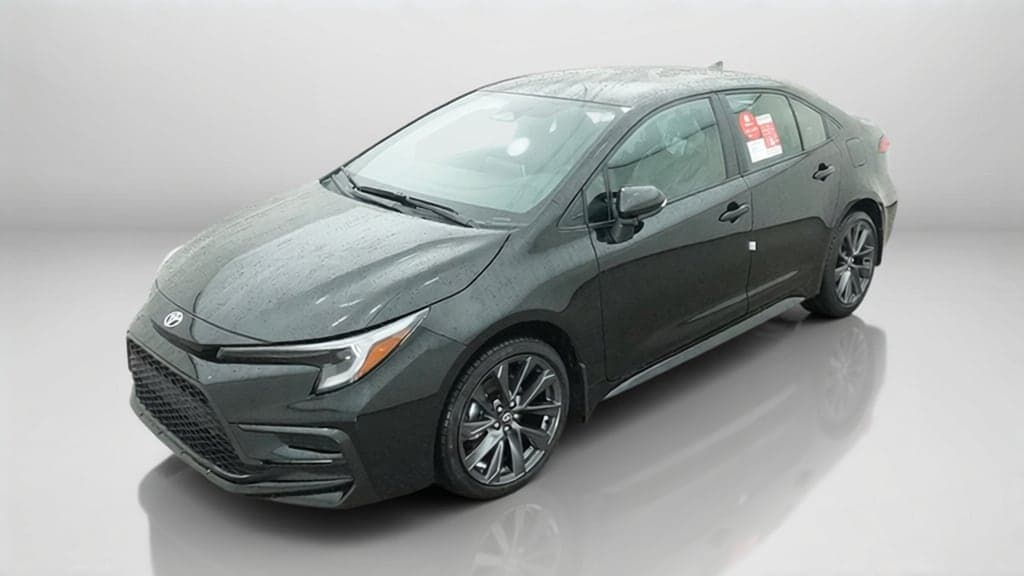 2027 Toyota Corolla SE — photo 1 of 18