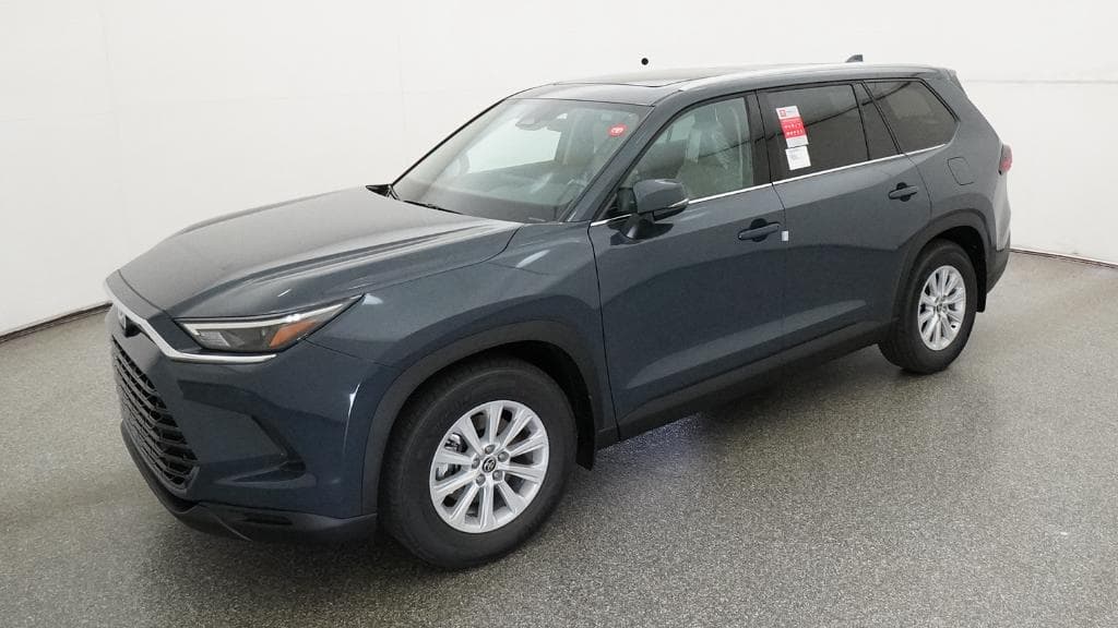 2026 Toyota Grand Highlander XLE — photo 1 of 34