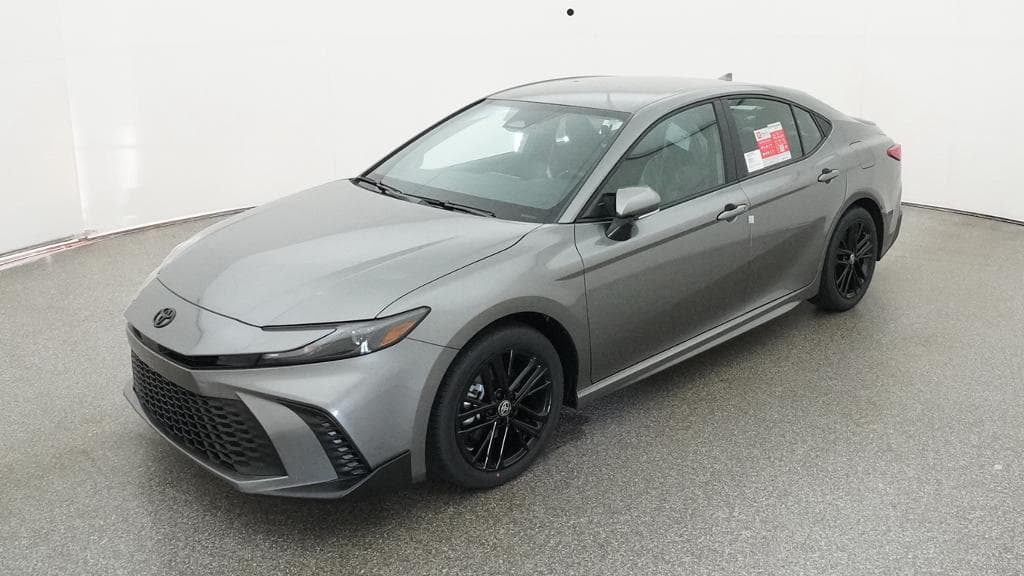 2026 Toyota Camry SE — photo 1 of 34