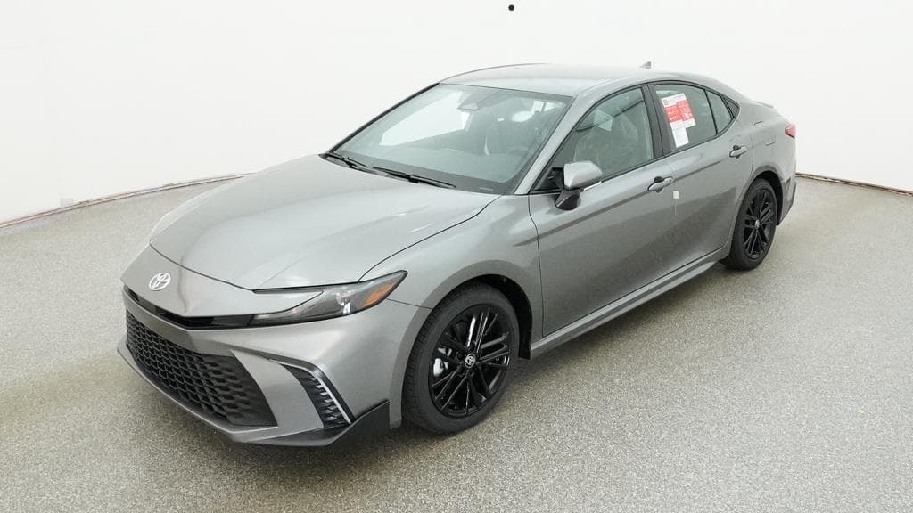2026 Toyota Camry SE — photo 1 of 34
