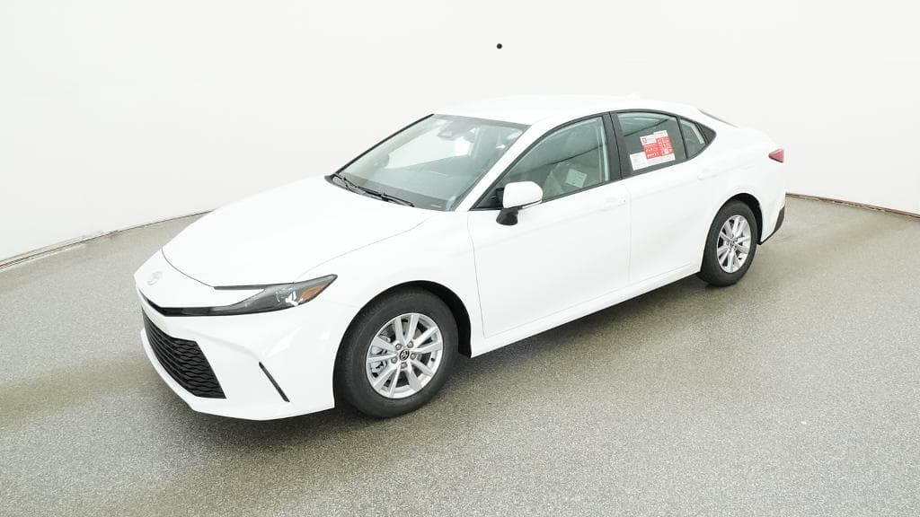 2026 Toyota Camry LE — photo 1 of 34