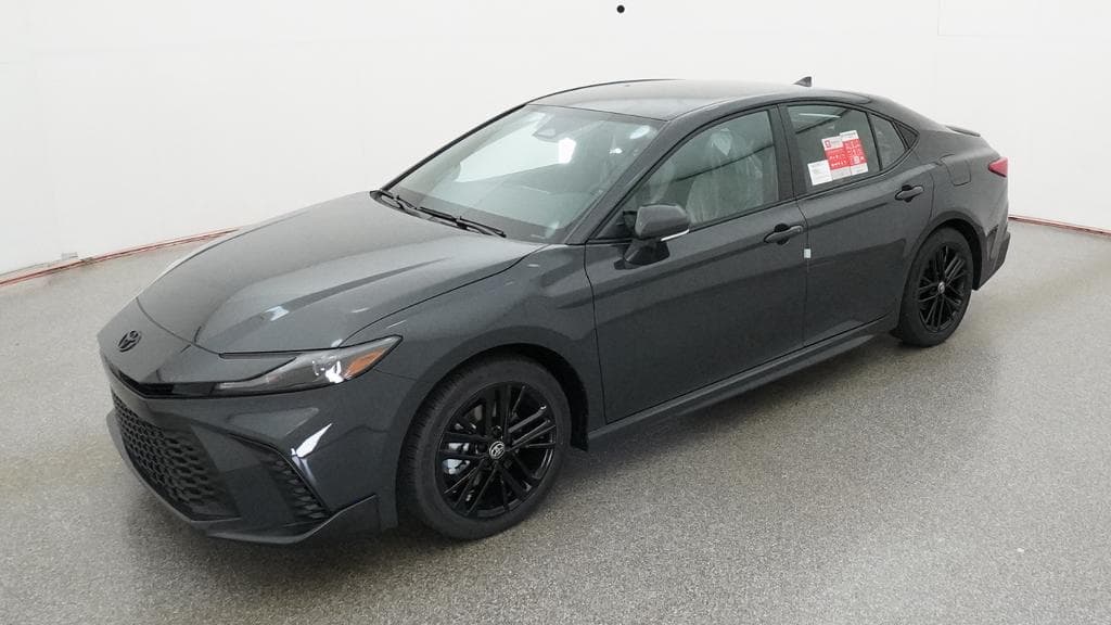 2026 Toyota Camry SE — photo 1 of 34
