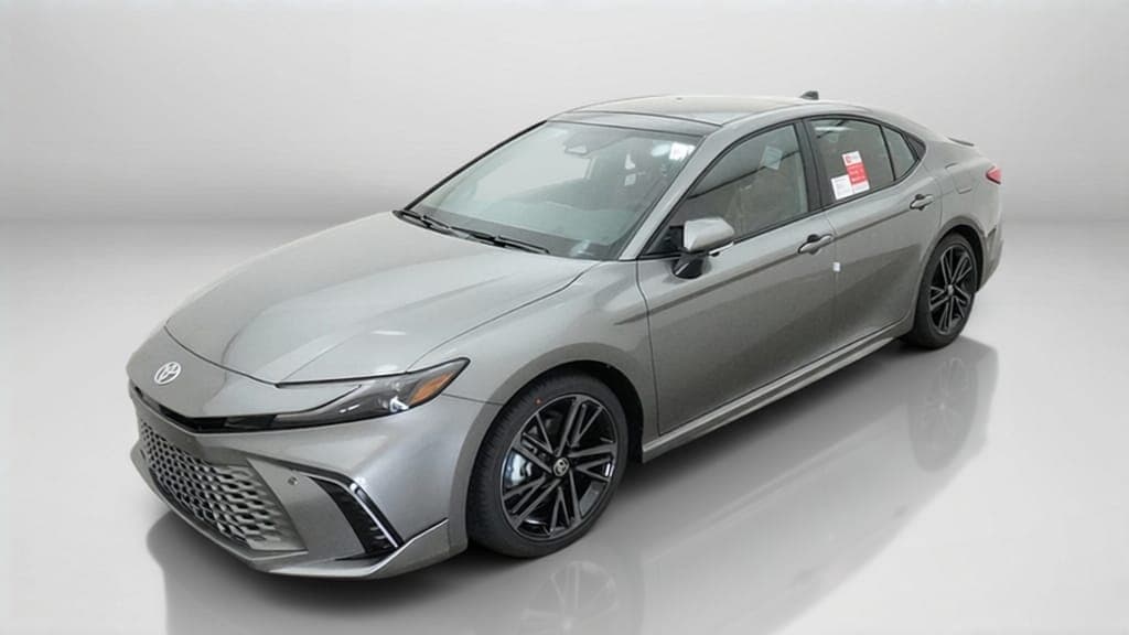 2026 Toyota Camry XSE — photo 1 of 18