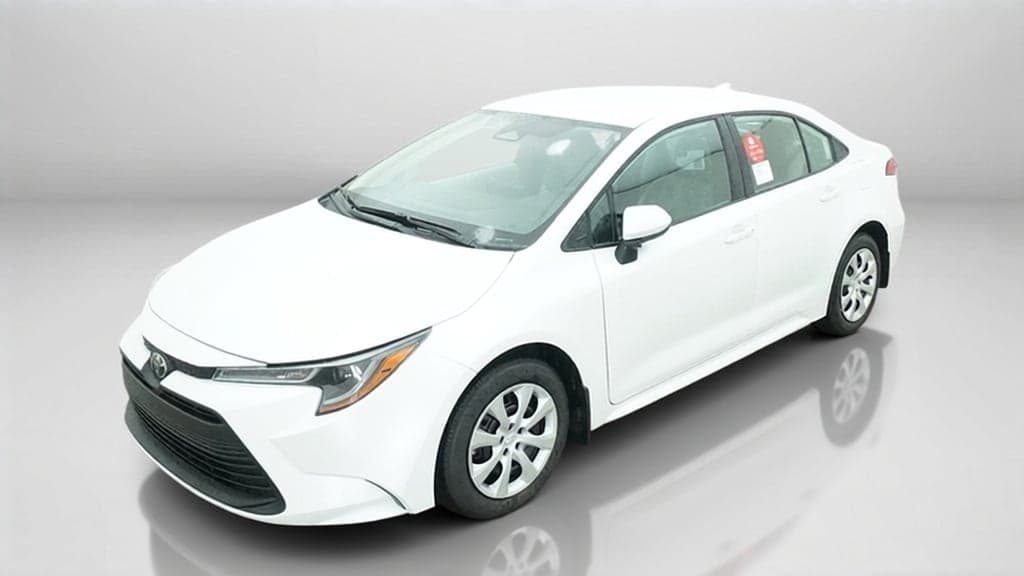 2027 Toyota Corolla LE — photo 1 of 18