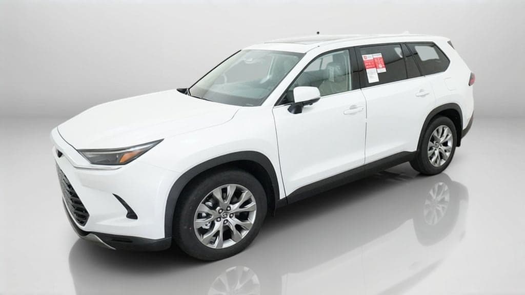 2026 Toyota Grand Highlander Limited — photo 1 of 18