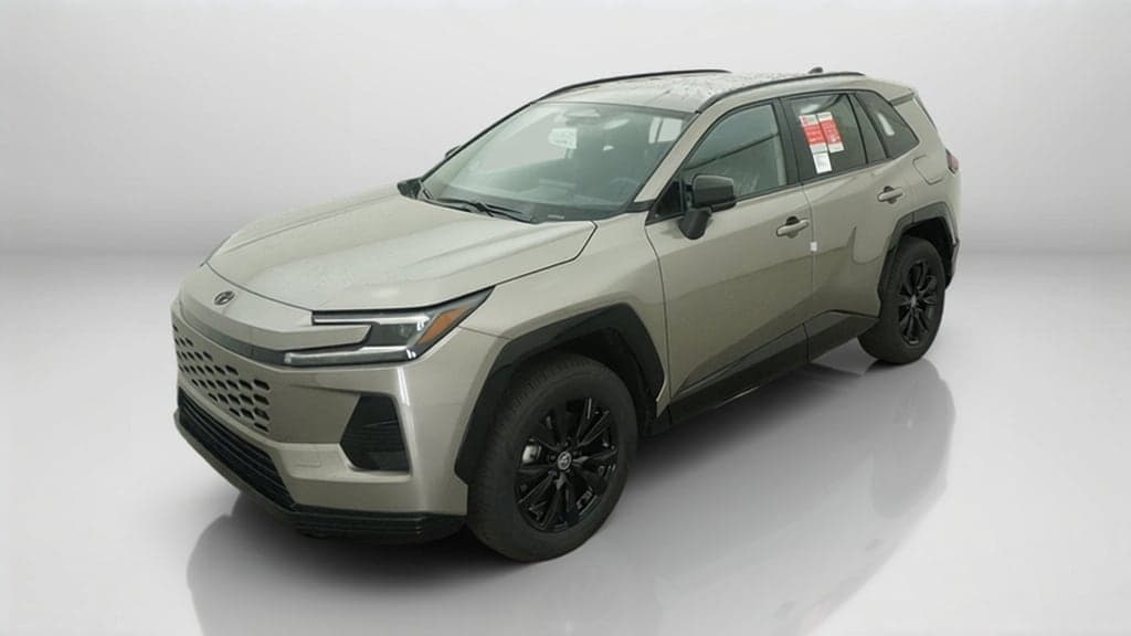 2026 Toyota RAV4 Plug-In Hybrid SE — photo 1 of 18