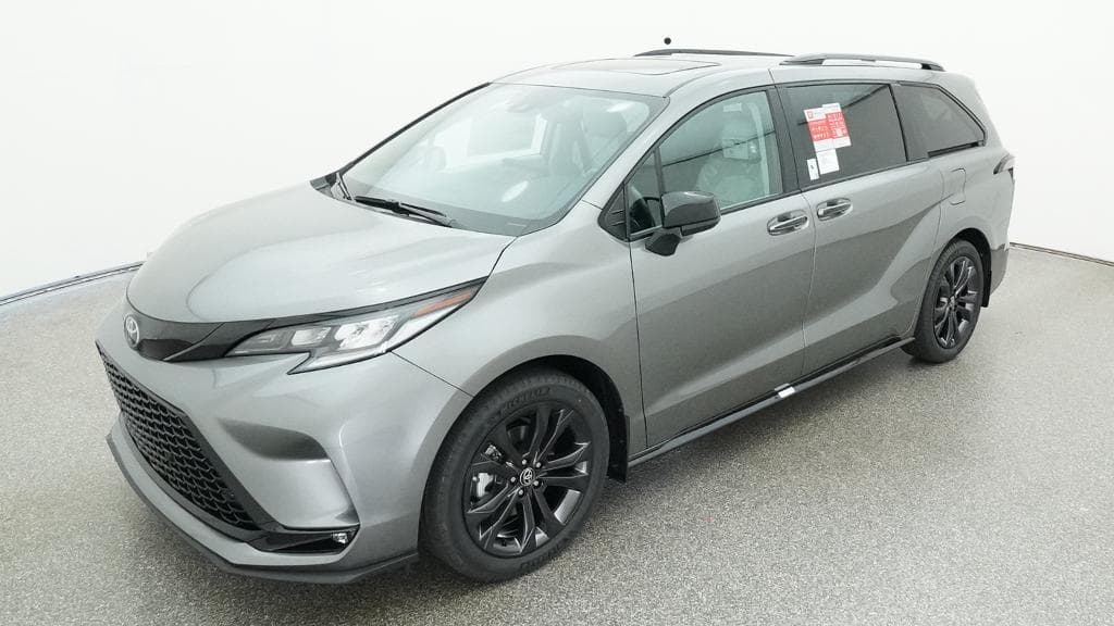 2026 Toyota Sienna XSE — photo 1 of 34
