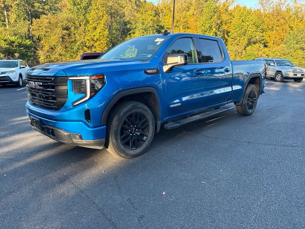 2023 GMC Sierra 1500 Elevation — photo 1 of 14