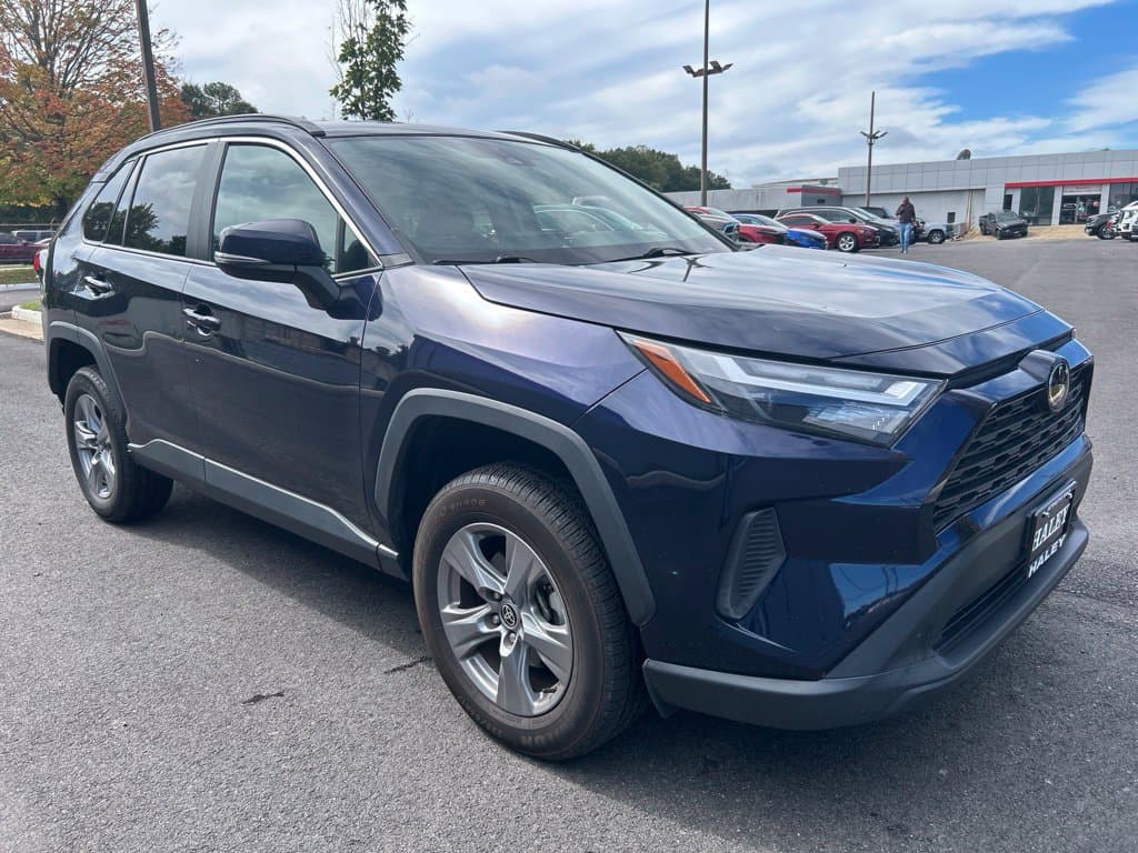 2024 Toyota RAV4 XLE — photo 1 of 16