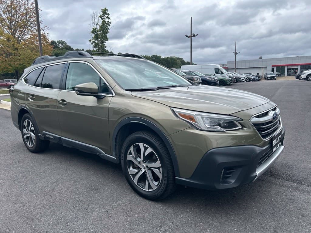 2022 Subaru Outback Limited — photo 1 of 15