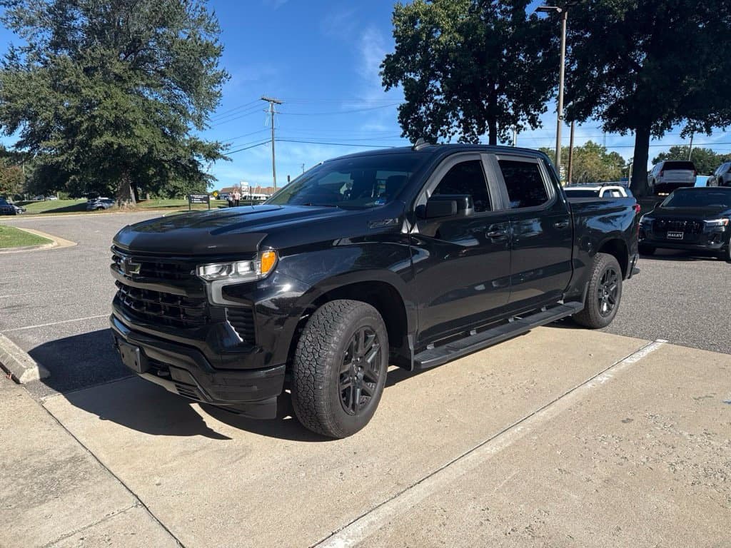 2024 Chevrolet Silverado 1500 RST — photo 1 of 10