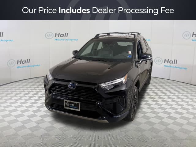 2024 Toyota RAV4 Hybrid SE — photo 1 of 30