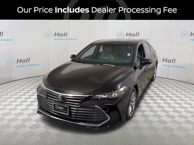 2019 Toyota Avalon XLE — photo 1 of 31