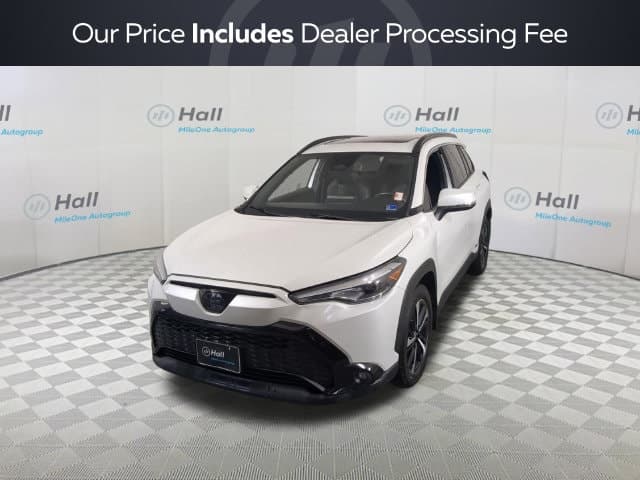 2024 Toyota Corolla Cross Hybrid XSE — photo 1 of 31