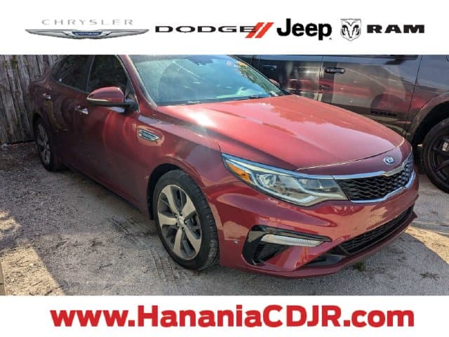 2020 Kia Optima S — photo 1 of 5