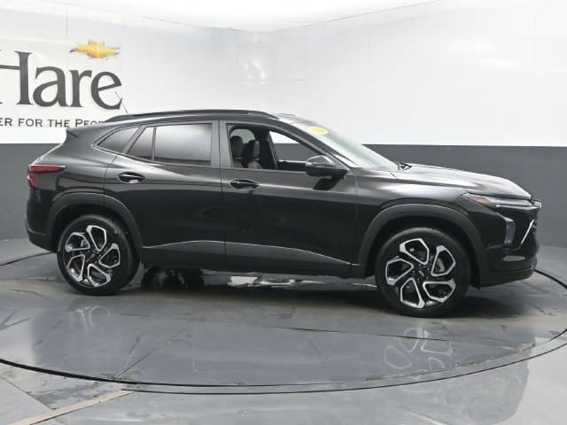 2024 Chevrolet Trax 2RS — photo 1 of 64