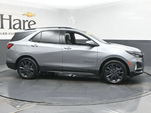 2024 Chevrolet Equinox RS — photo 1 of 65
