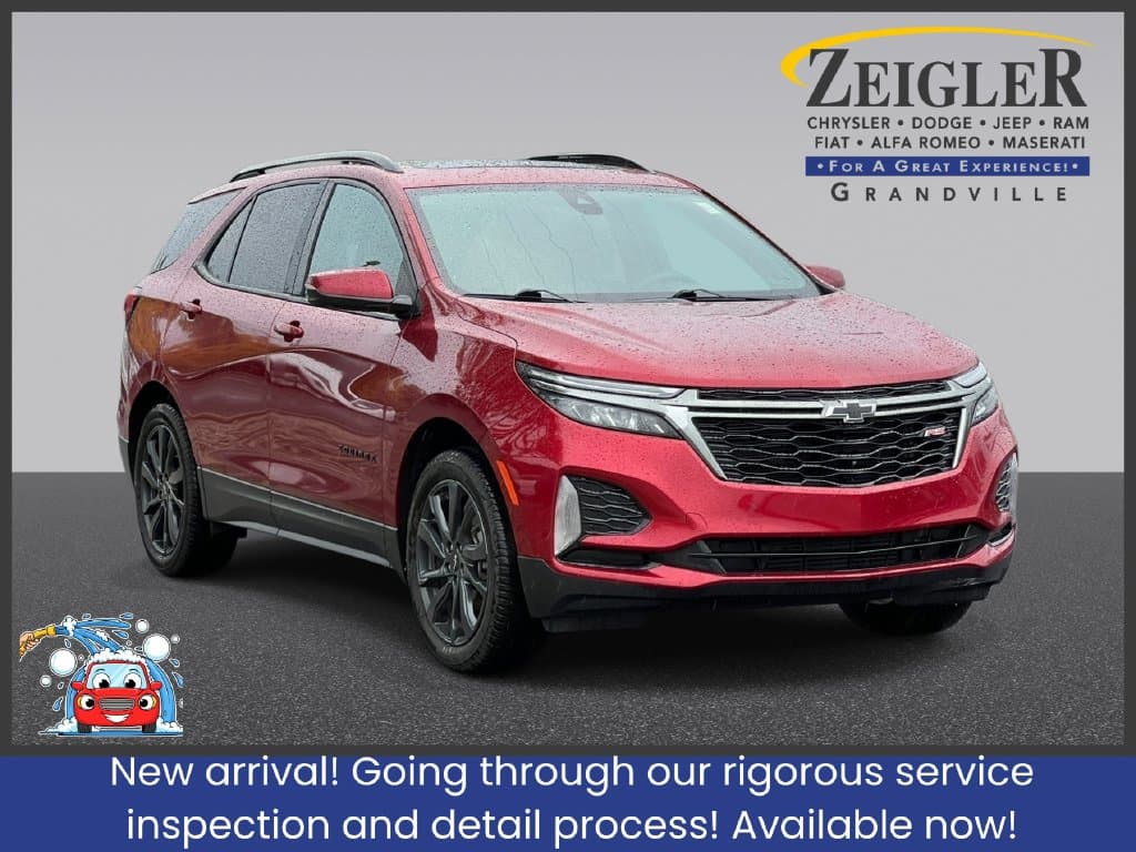 2023 Chevrolet Equinox RS — photo 1 of 16
