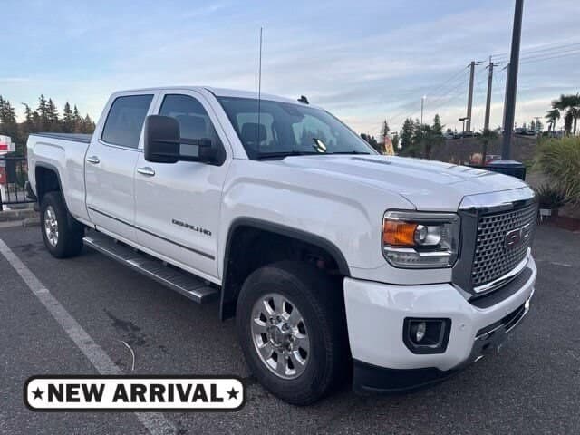 2015 GMC Sierra 2500HD Denali — photo 1 of 6
