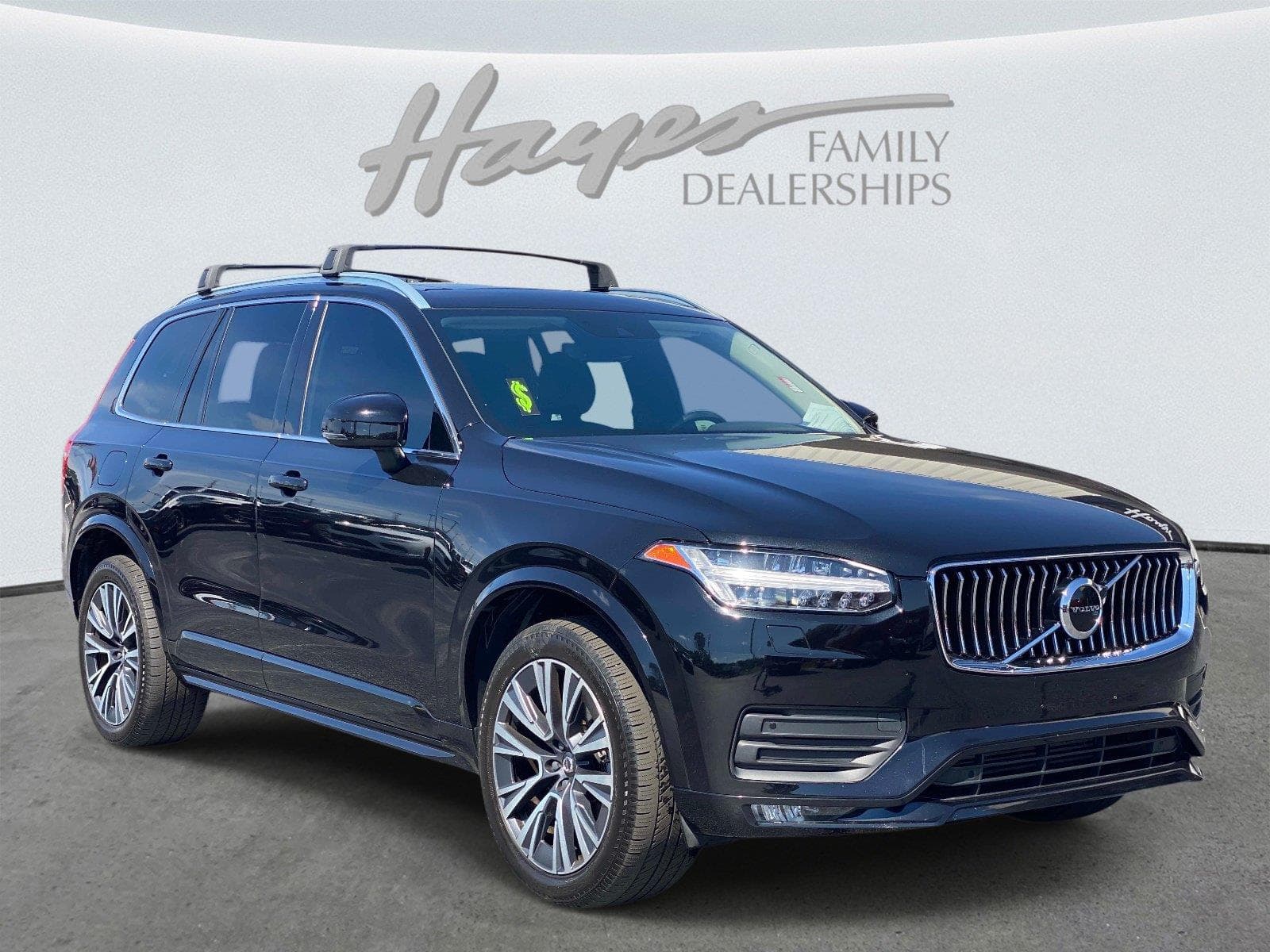 2022 Volvo XC90 Base — photo 1 of 41