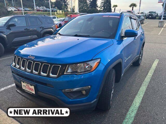 2017 Jeep Compass Base — photo 1 of 8