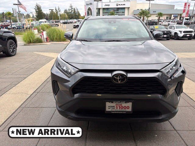 2021 Toyota RAV4 LE — photo 1 of 8