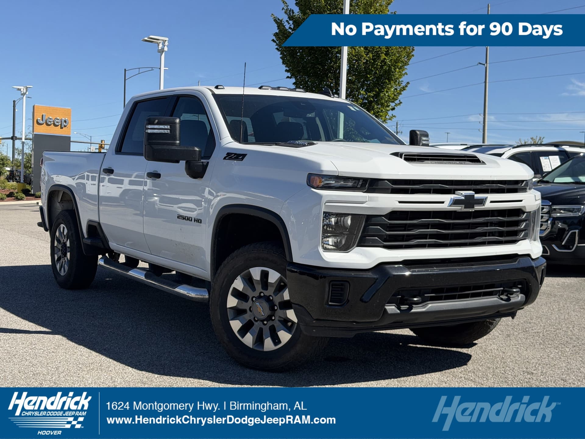 2024 Chevrolet Silverado 2500HD Custom — photo 1 of 17