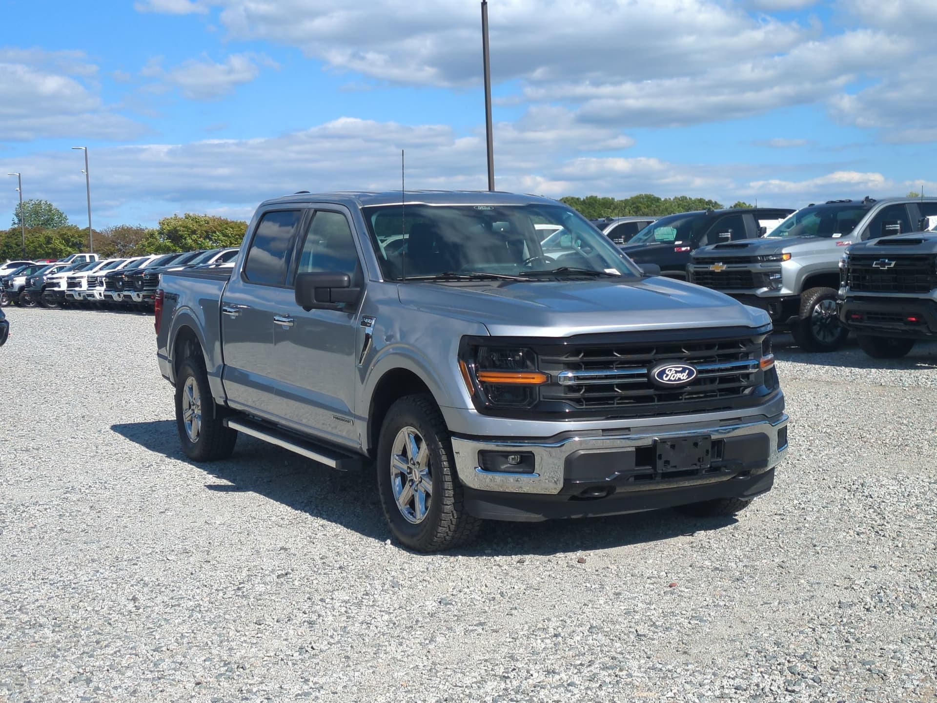 2024 Ford F-150 XLT — photo 1 of 34
