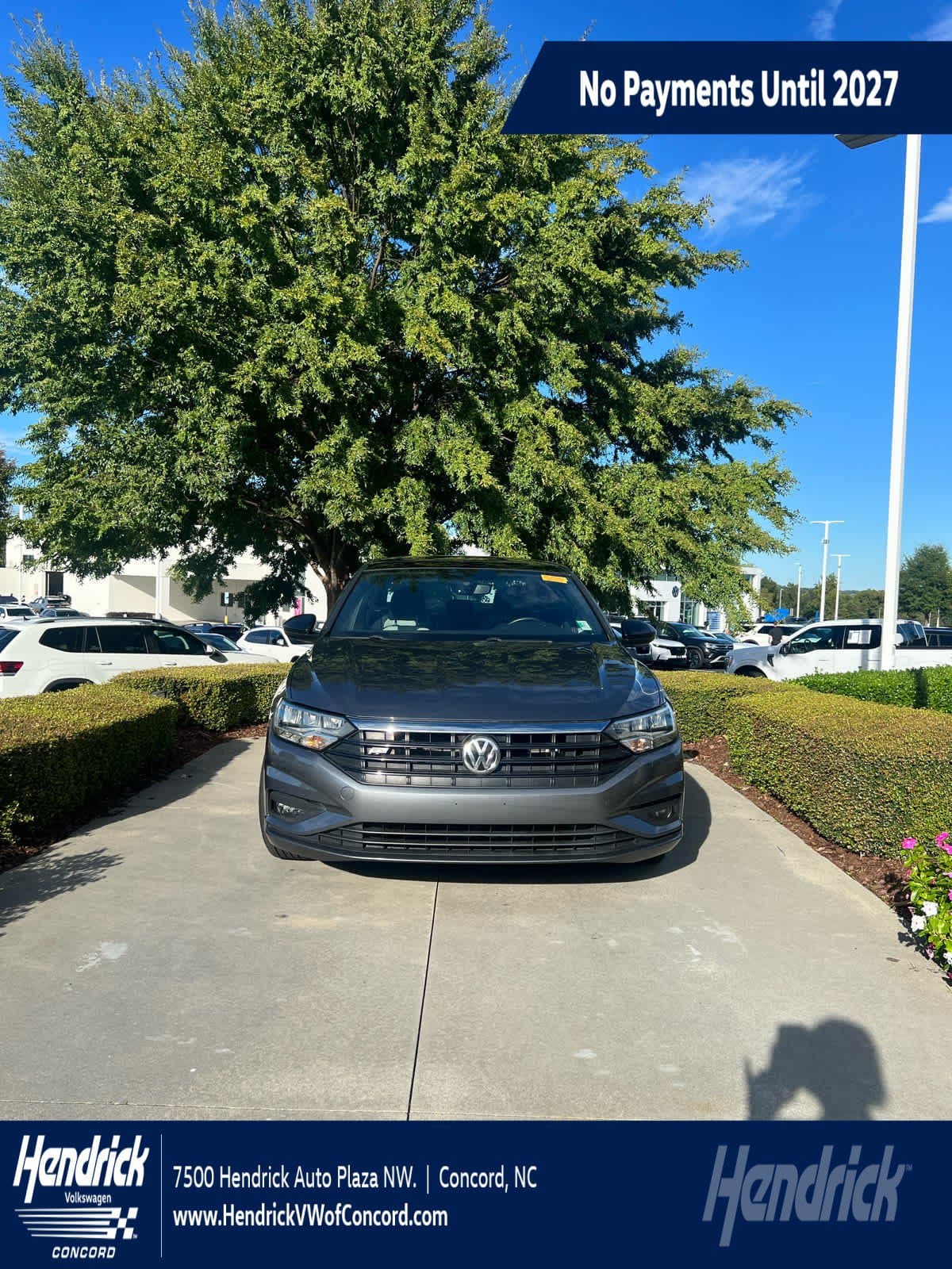 2020 Volkswagen Jetta R-Line — photo 1 of 14