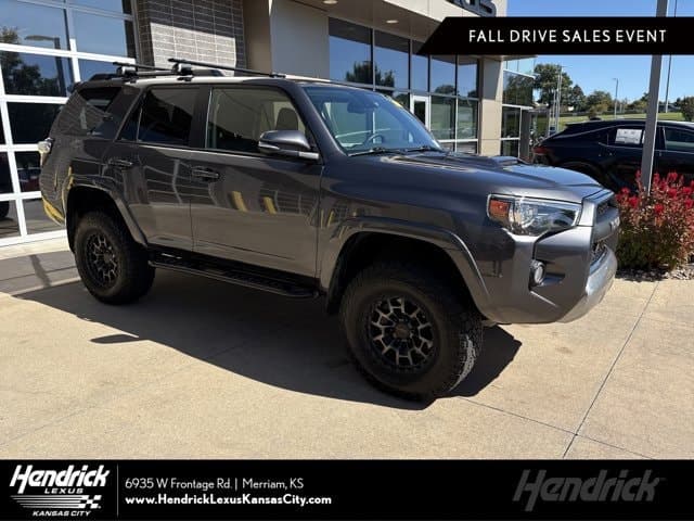 2020 Toyota 4Runner TRD Off Road Premium — photo 1 of 35