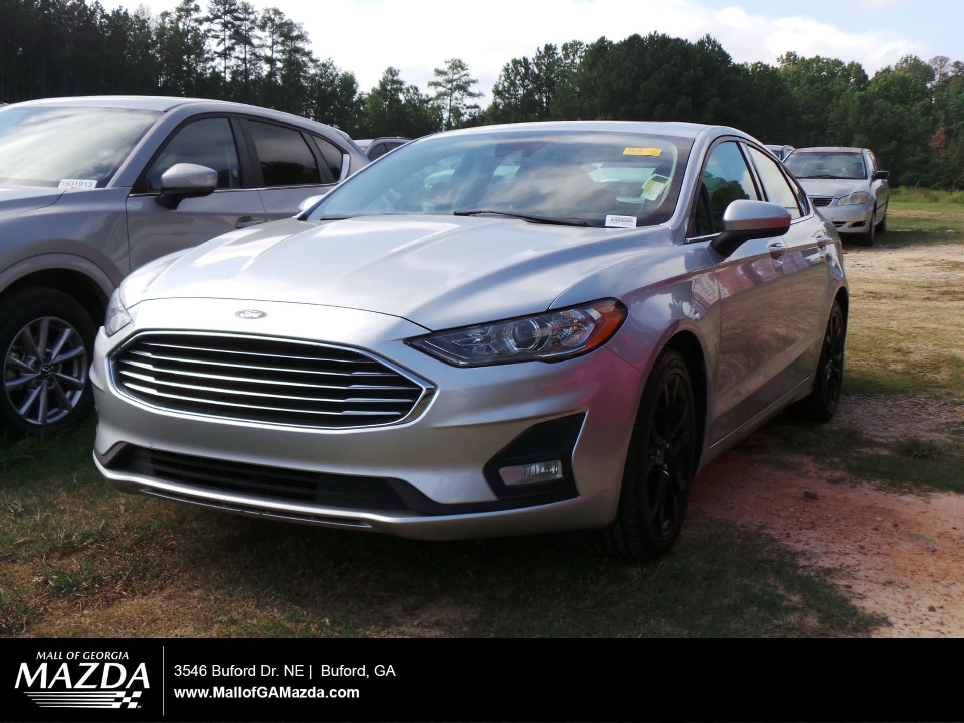 2019 Ford Fusion SE — photo 1 of 3