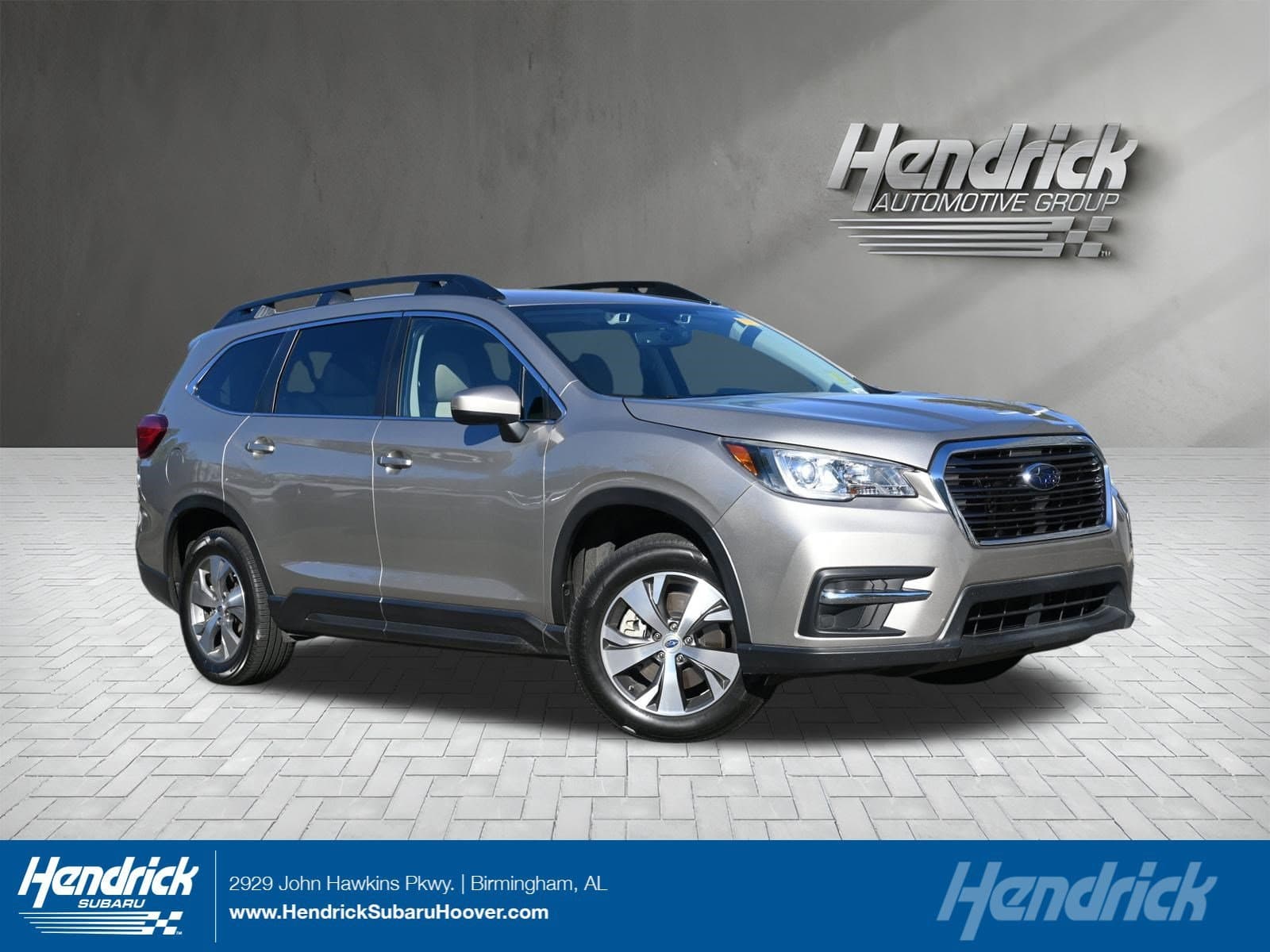 2019 Subaru Ascent Premium — photo 1 of 17