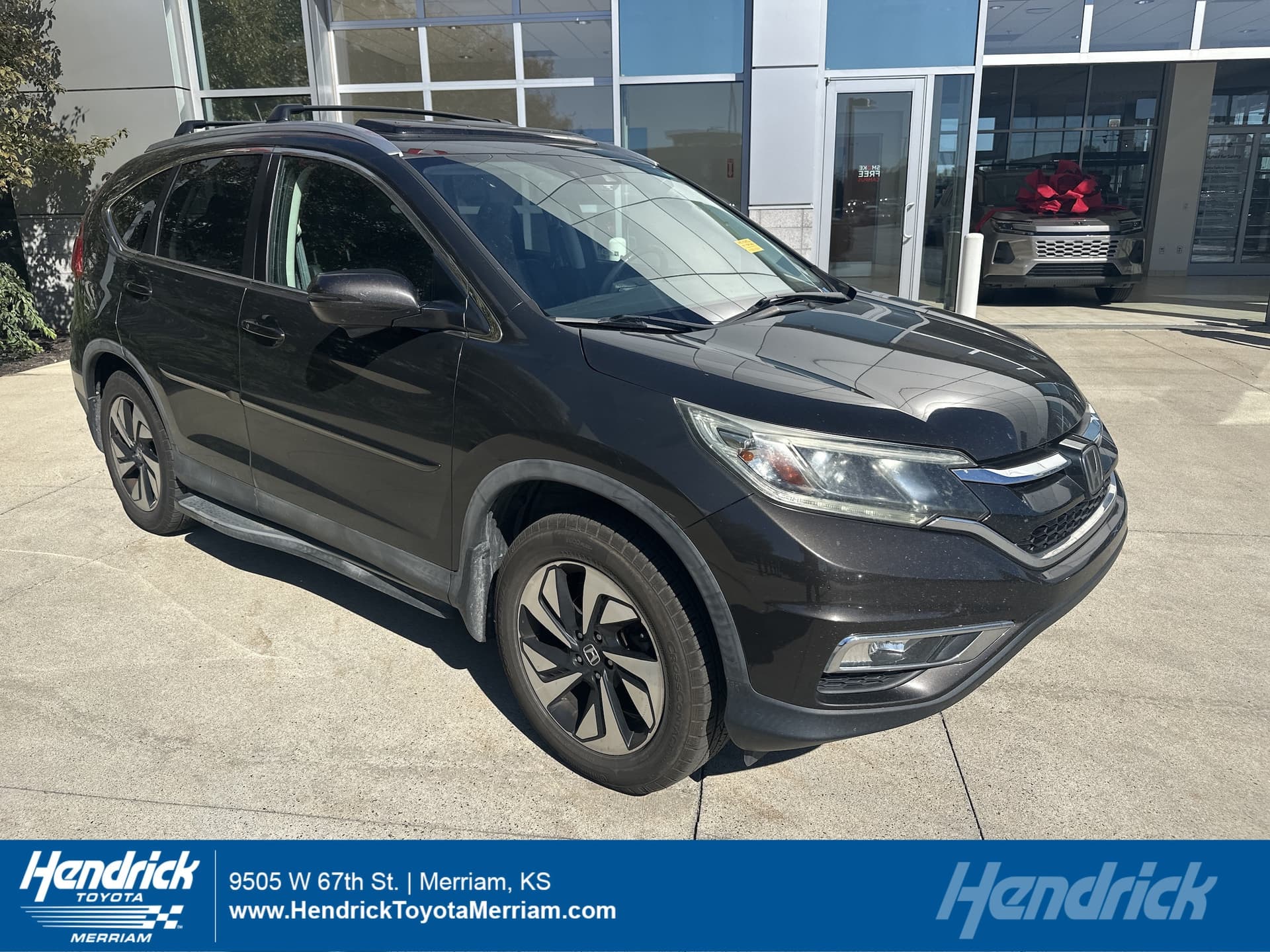 2016 Honda CR-V Touring — photo 1 of 32