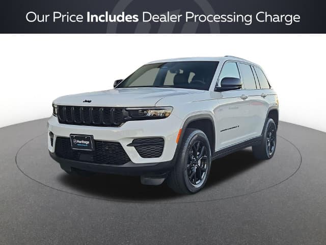 2025 Jeep Grand Cherokee Altitude — photo 1 of 23