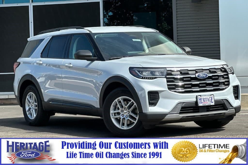 2026 Ford Explorer Base — photo 1 of 36