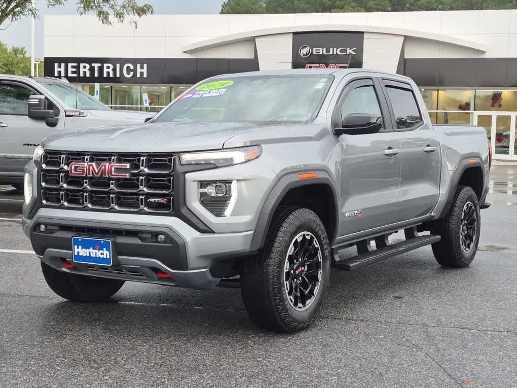 2026 GMC Canyon Base — photo 1 of 23