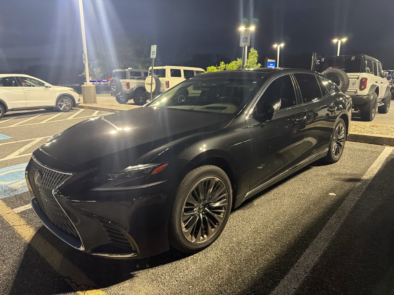 2018 Lexus LS LS 500 — photo 1 of 3
